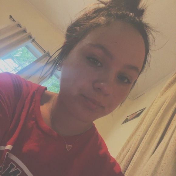 Meet your Posher, Lexi - Picture 12 of 17